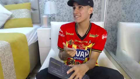 jakemoxleey online show from March 2025 08:14:02 PM