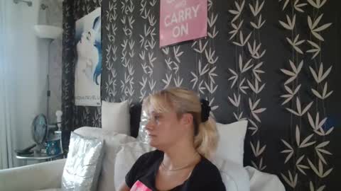 JAKKI LOUISE pornstar online show from September 2025 04:50:01 PM