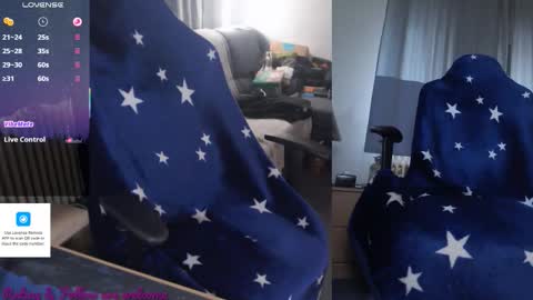 Snapshot of jalex_moony chatting on October 2025 09:40:02 AM Alex online show from October 2025 09:40:02 AM