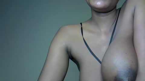 Snapshot of jalie_petite256 chatting on October 2025 02:50:01 PM immy the great online show from October 2025 02:50:01 PM