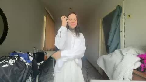 Sarah online show from June 2026 08:05:02 AM