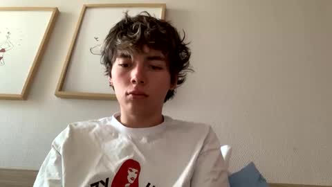Snapshot of jalogan chatting on January 2025 08:41:02 AM August online show from January 2025 08:41:02 AM