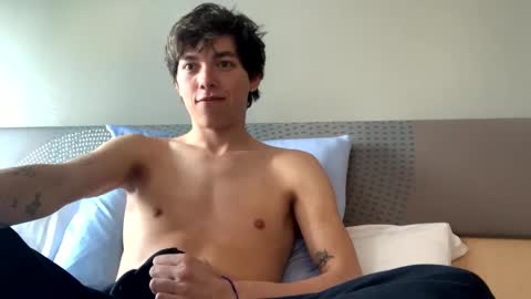Snapshot of jalogan chatting on February 2025 09:43:02 AM August online show from February 2025 09:43:02 AM