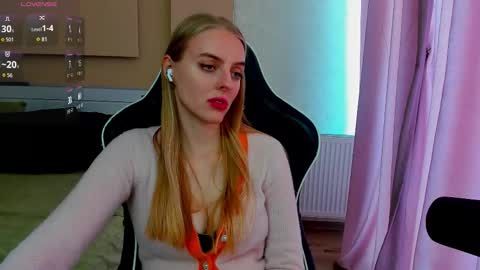 Snapshot of jam_cream chatting on November 2025 09:09:01 AM Sofia online show from November 2025 09:09:01 AM