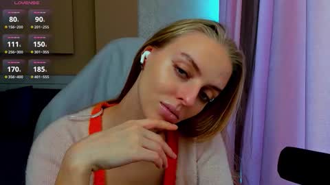 Snapshot of jam_cream chatting on November 2025 08:36:02 AM Sofia online show from November 2025 08:36:02 AM