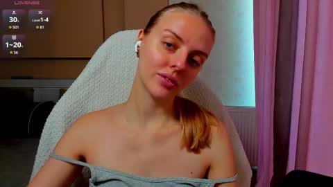 Snapshot of jam_cream chatting on November 2025 10:07:01 AM Sofia online show from November 2025 10:07:01 AM