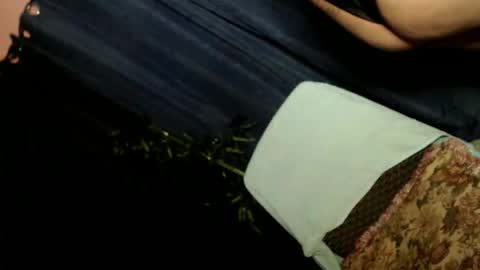 Snapshot of jamelahjuicesx chatting on December 2025 04:22:01 AM Jamelahjuices online show from December 2025 04:22:01 AM