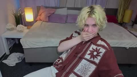 JameMiller online show from May 2026 06:09:01 AM