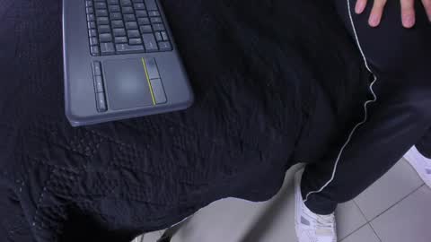 james_06_ online show from April 2026 11:21:01 AM