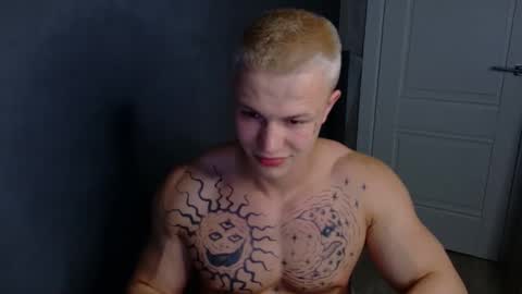 Snapshot of james__noah chatting on October 2025 07:46:02 PM James Noah online show from October 2025 07:46:02 PM
