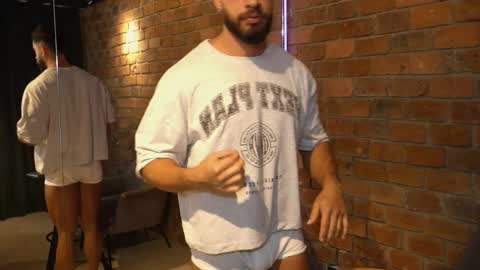 Snapshot of james_axel chatting on February 2025 02:38:02 PM James Axel online show from February 2025 02:38:02 PM