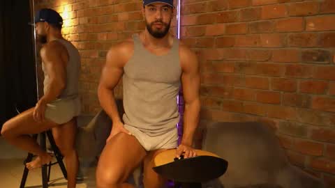 Snapshot of james_axel chatting on March 2025 03:07:02 PM James Axel online show from March 2025 03:07:02 PM