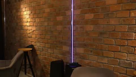 Snapshot of james_axel chatting on September 2025 01:46:01 PM James Axel online show from September 2025 01:46:01 PM