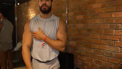 Snapshot of james_axel chatting on October 2025 02:29:02 PM James Axel online show from October 2025 02:29:02 PM