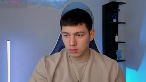 james_cr online show from June 2026 12:31:01 PM