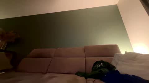 Snapshot of james_dickie chatting on November 2025 01:48:02 AM James Dickie online show from November 2025 01:48:02 AM