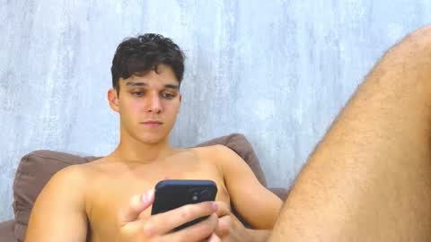 Snapshot of james_friends chatting on September 2025 08:53:02 PM James online show from September 2025 08:53:02 PM