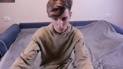 Snapshot of james_mil chatting on January 2025 11:13:02 PM James online show from January 2025 11:13:02 PM