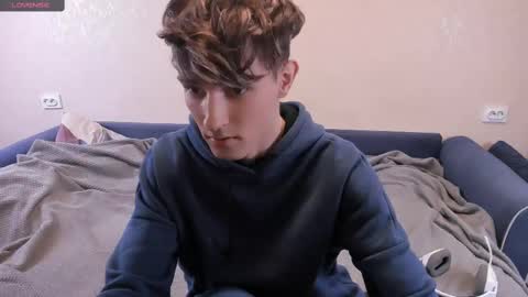 Snapshot of james_mil chatting on February 2025 08:01:01 PM James online show from February 2025 08:01:01 PM