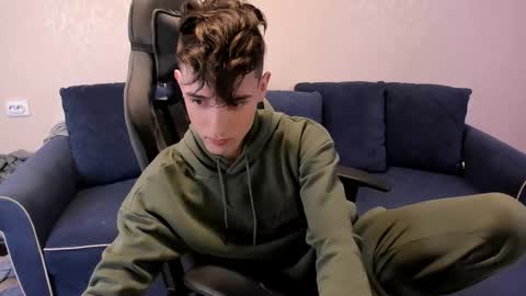 Snapshot of james_mil chatting on October 2025 07:26:02 PM James online show from October 2025 07:26:02 PM