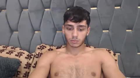 Snapshot of james_qss8 chatting on September 2025 03:00:02 PM James online show from September 2025 03:00:02 PM