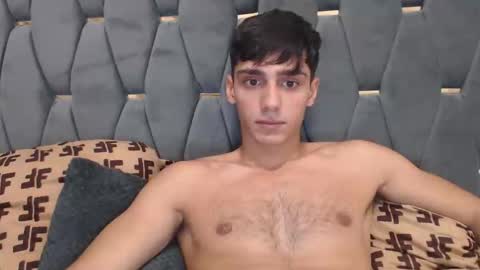 Snapshot of james_qss8 chatting on September 2025 12:07:02 PM James online show from September 2025 12:07:02 PM