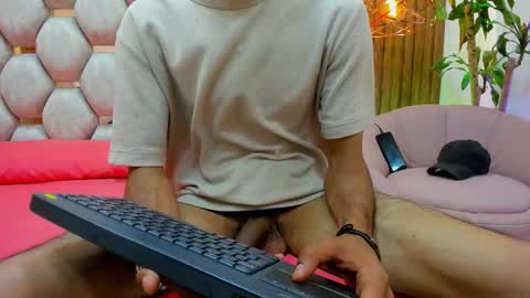 James Walsh online show from January 2026 08:01:02 PM