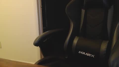 James online show from November 2025 07:56:01 PM