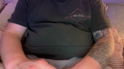 Snapshot of jamesbuilt chatting on April 2026 03:26:02 AM jamesbuilt online show from April 2026 03:26:02 AM