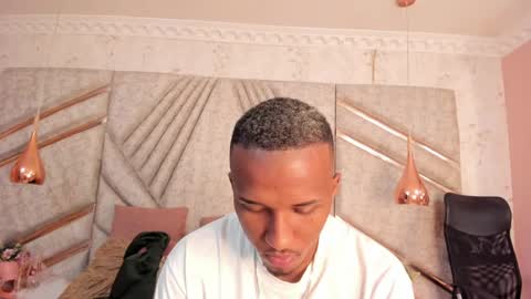 James  online show from December 2024 04:06:01 AM