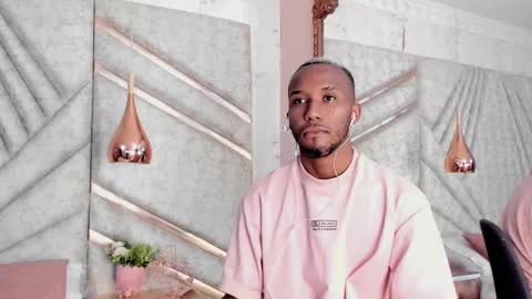 James  online show from February 2025 12:09:02 PM