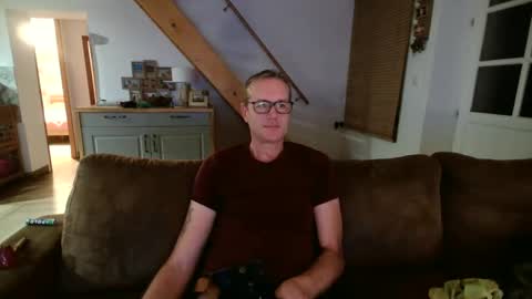 James online show from December 2024 08:43:01 PM