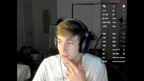 Snapshot of jamesterl chatting on February 2025 10:28:02 PM Jamesterl online show from February 2025 10:28:02 PM