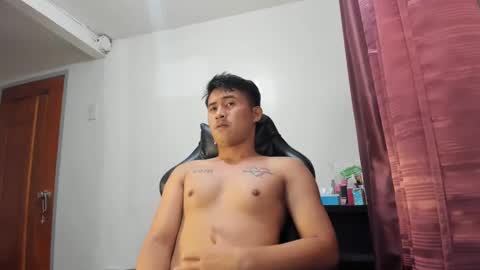 Snapshot of jamesthebigcockxxx chatting on January 2025 08:31:02 PM jamesthebigcockxxx online show from January 2025 08:31:02 PM