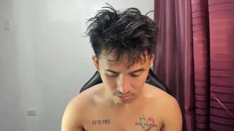 Snapshot of jamesthebigcockxxx chatting on January 2025 11:11:01 AM jamesthebigcockxxx online show from January 2025 11:11:01 AM