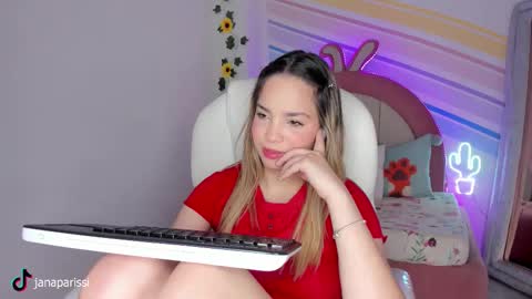 Snapshot of jana_parissi chatting on December 2025 08:24:02 PM Jana online show from December 2025 08:24:02 PM