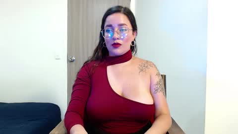 Snapshot of jane_and_paul1 chatting on February 2025 11:23:02 PM online show from February 2025 11:23:02 PM