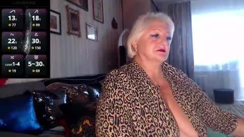 Snapshot of jane_beech chatting on October 2025 10:46:02 AM JaneBeech online show from October 2025 10:46:02 AM