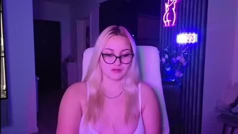 Snapshot of janemiss chatting on November 2025 06:08:02 PM Jane online show from November 2025 06:08:02 PM