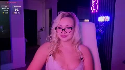 Snapshot of janemiss chatting on November 2025 02:40:02 PM Jane online show from November 2025 02:40:02 PM