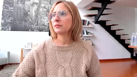 Snapshot of janeturner chatting on February 2025 01:53:02 PM JANE TURNER MILF online show from February 2025 01:53:02 PM