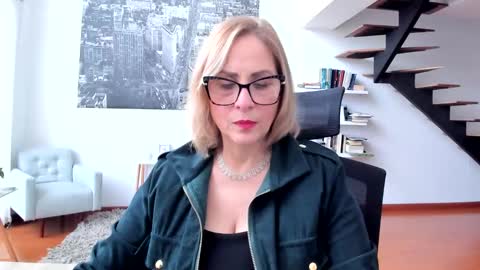 Snapshot of janeturner chatting on March 2025 01:14:02 PM JANE TURNER MILF online show from March 2025 01:14:02 PM
