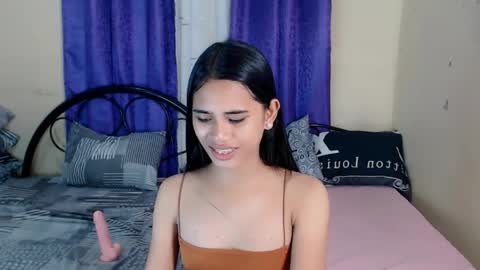 janice_143 online show from April 2026 06:18:01 AM