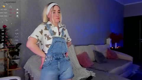 Janice online show from October 2025 02:20:02 AM