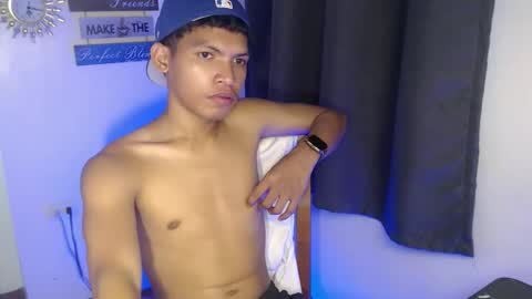 janlloyd04 online show from October 2025 07:59:02 AM