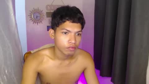 janlloyd04 online show from October 2025 08:45:02 AM