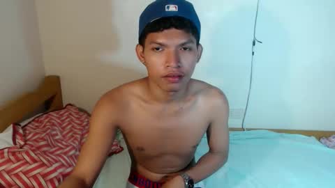 janlloyd04 online show from November 2025 07:57:01 AM