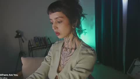   jmaybe e online show from June 2026 02:37:02 PM