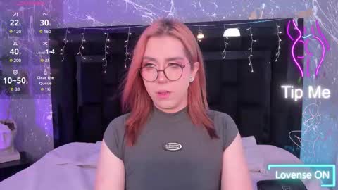 Janne  online show from December 2025 09:45:01 PM