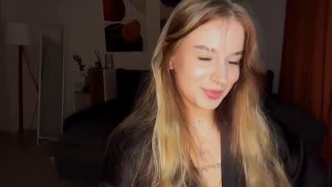 Janni online show from October 2025 08:52:01 PM